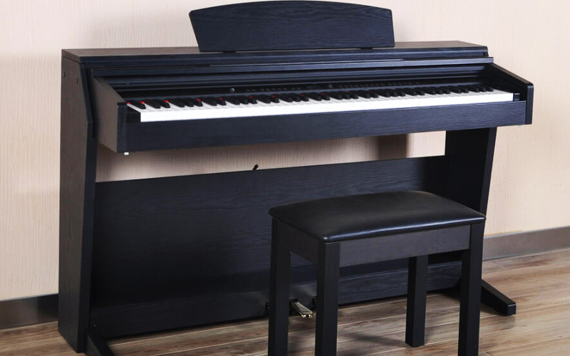 Poznaj pianino cyfrowe Artesia DP-7